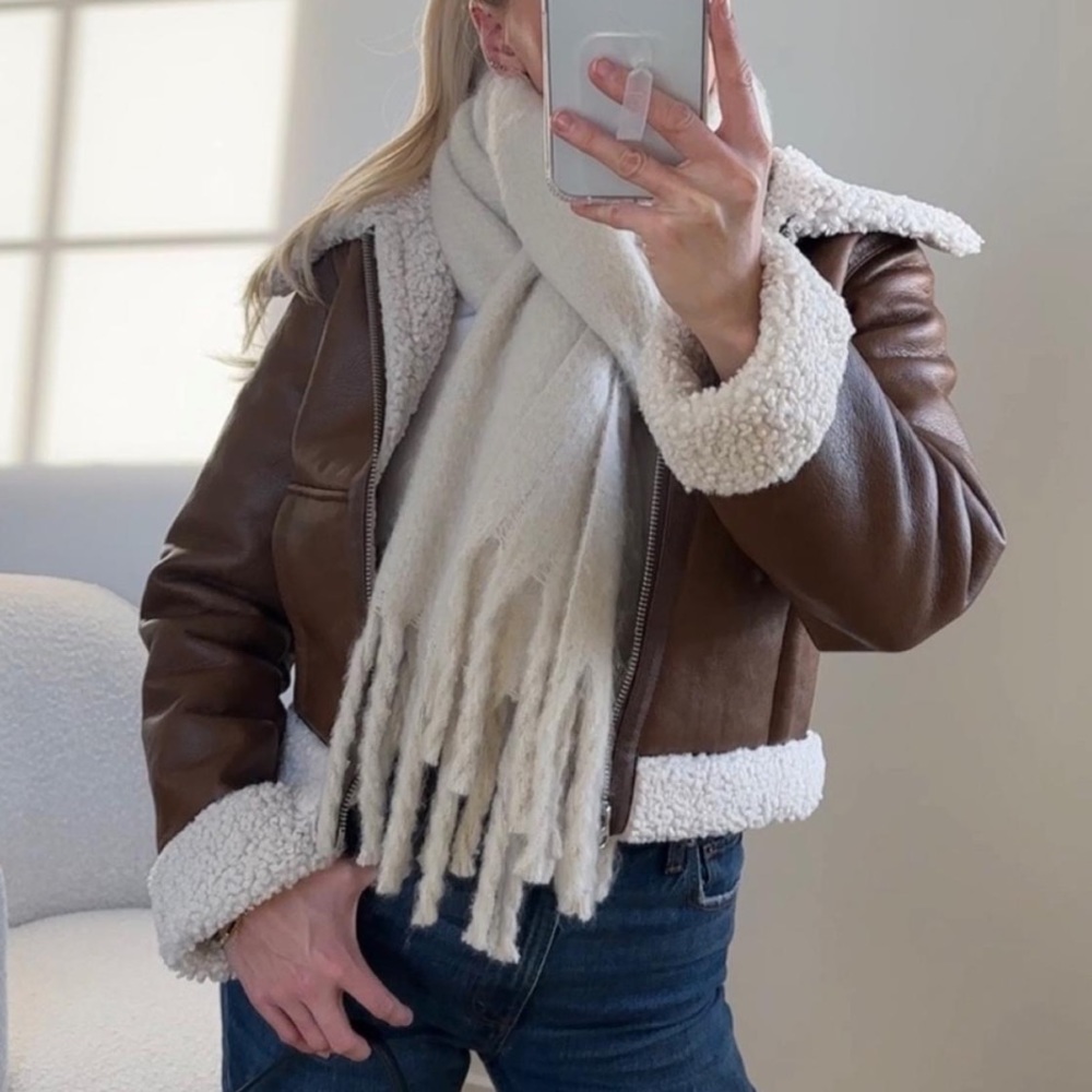 Sherpa-Lined Vegan Leather Shearling Jacket - Picture 2 of 6